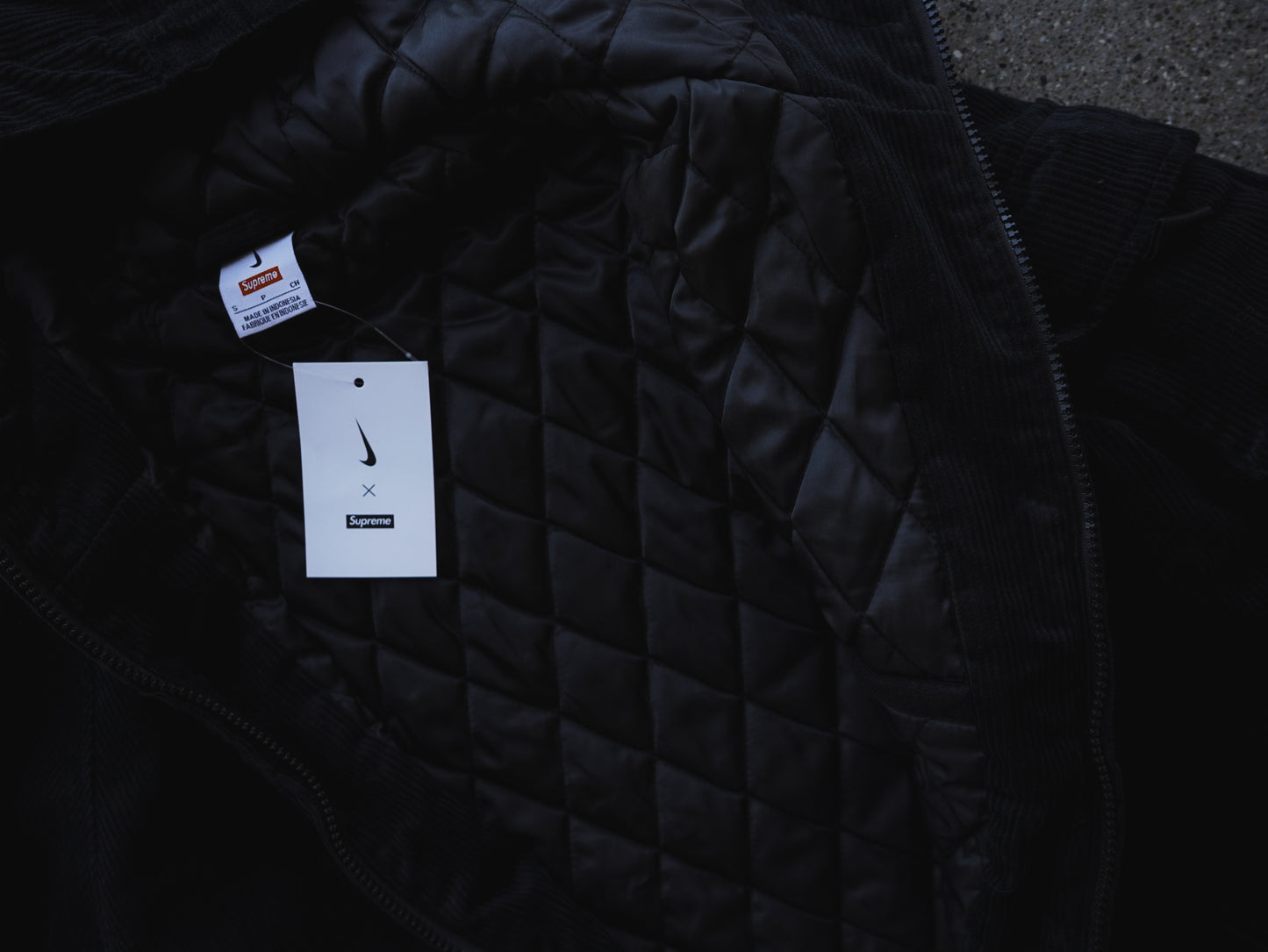 Supreme - Nike