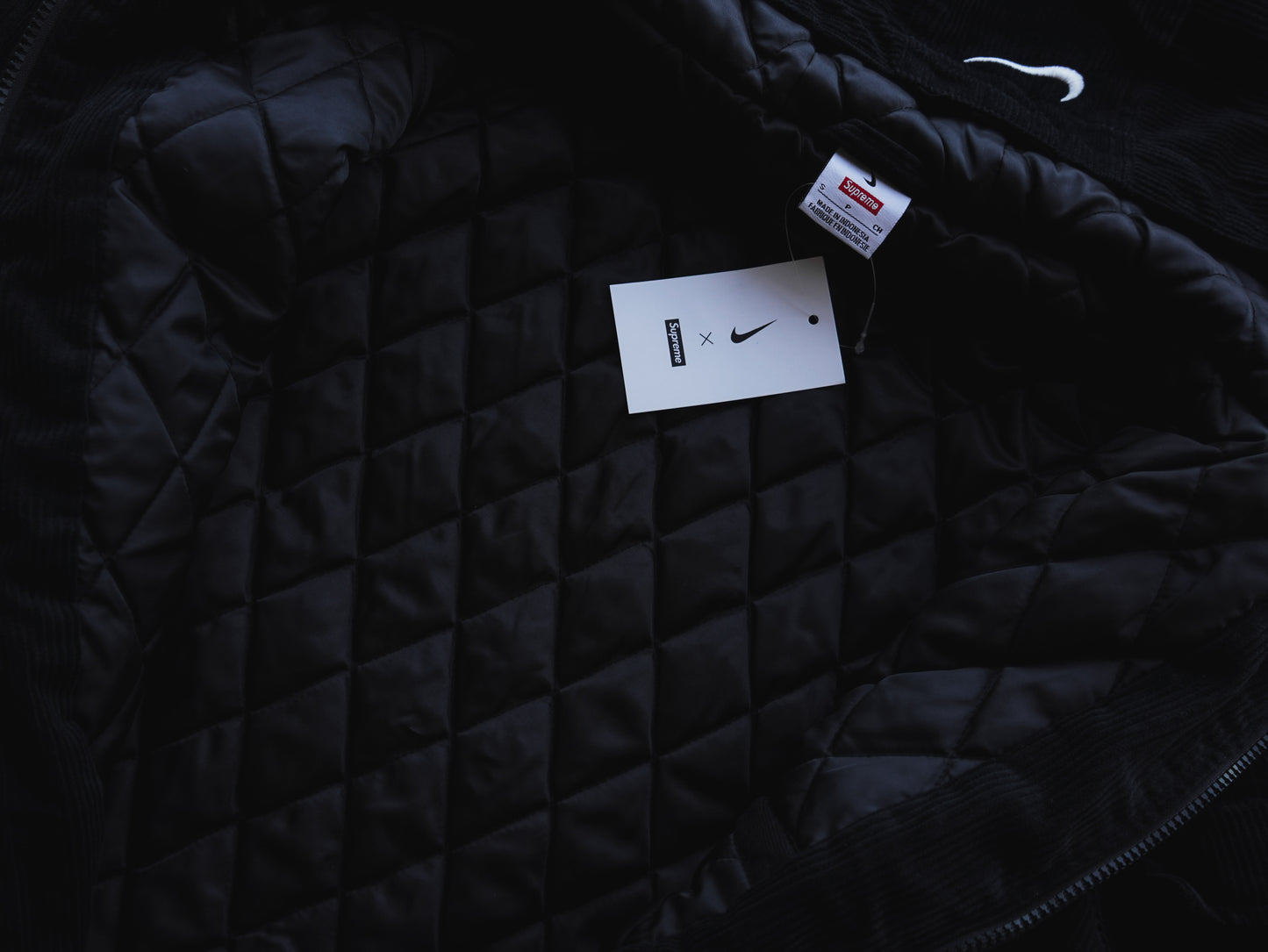 Supreme - Nike
