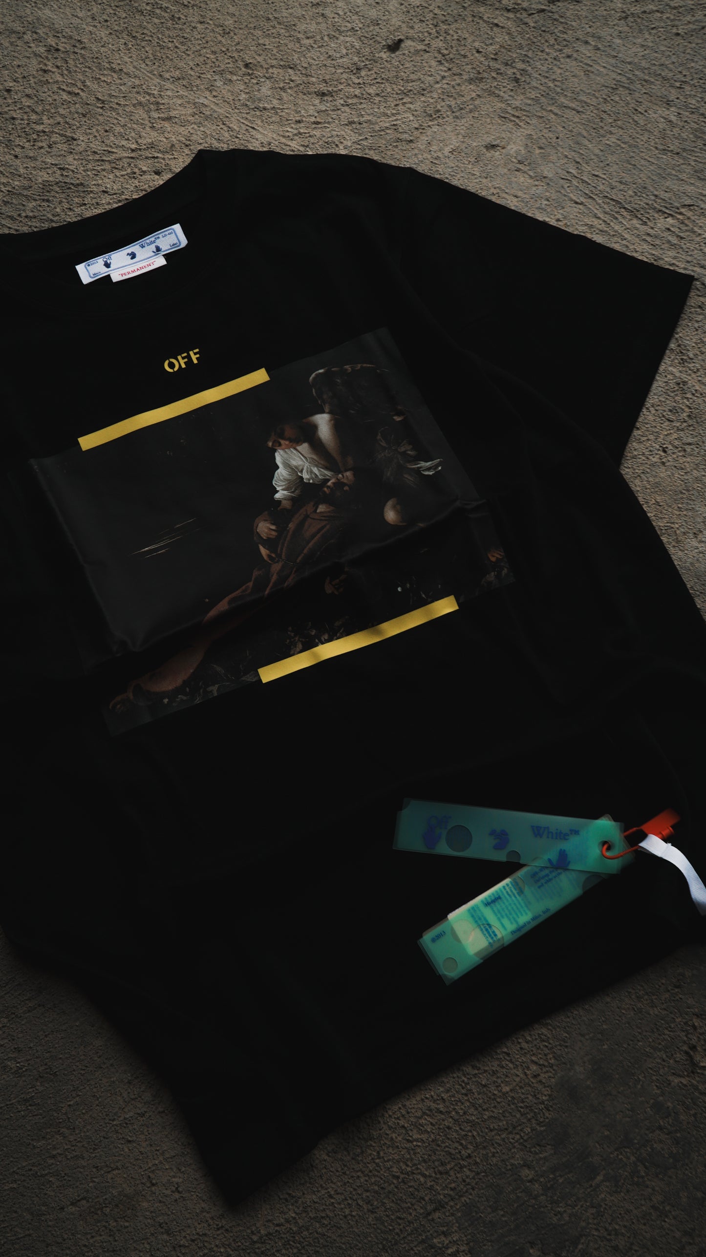 Off White / Caravaggio "Eros Dormido"