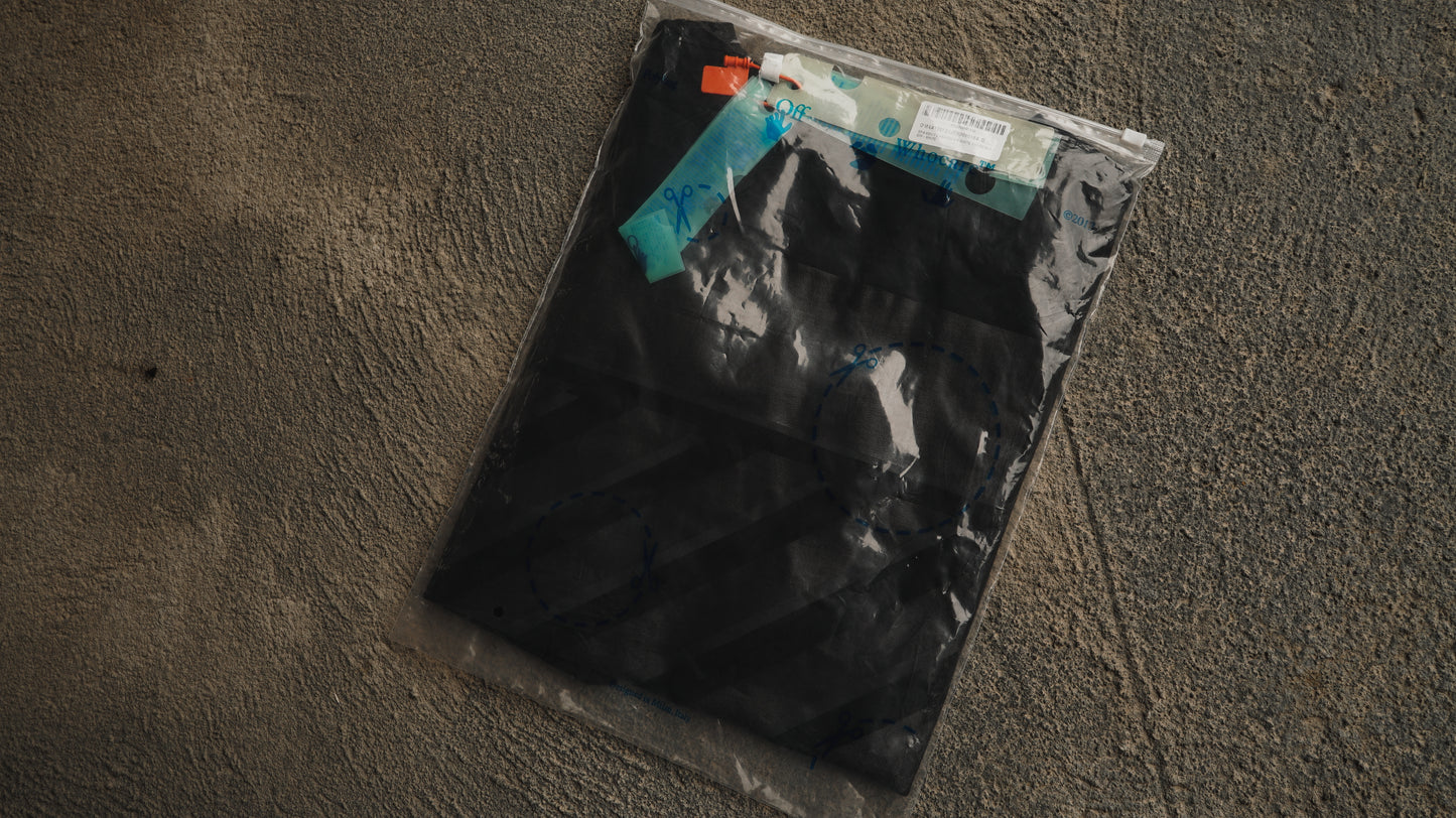 Off White